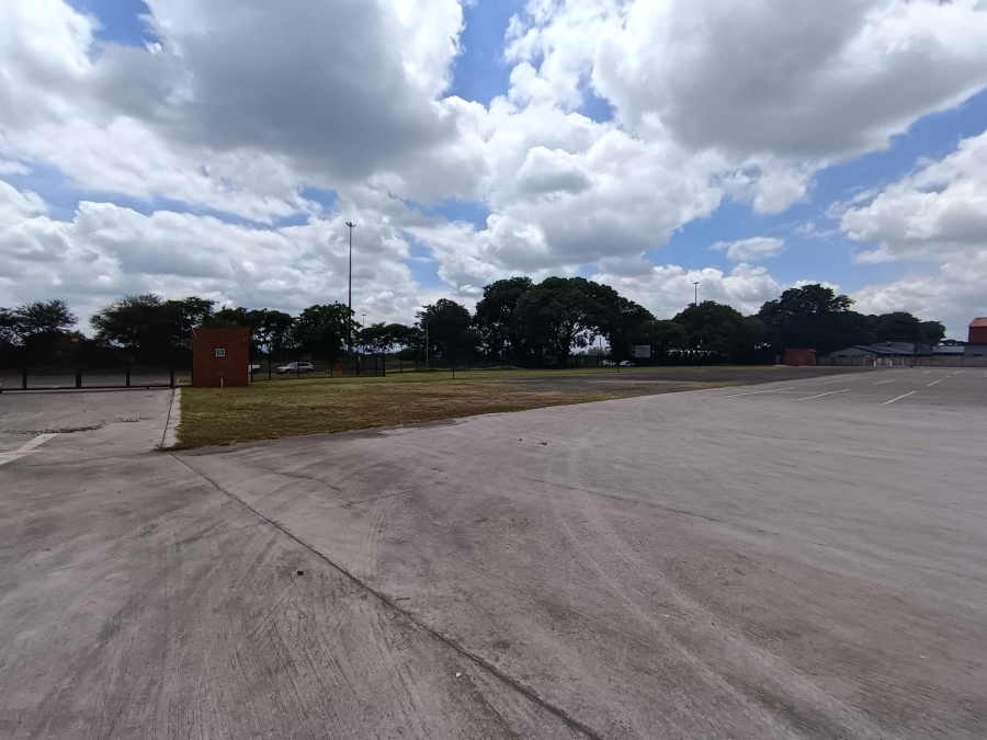 Commercial Property for Sale in Oos Einde North West